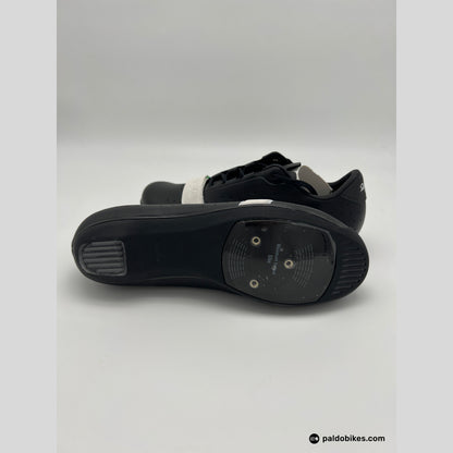 44-5 - Rapha Classic Shoes - Black   - In Stock Paldo Bikes Shop Bacoor